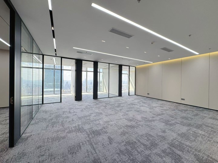 皇庭中心 293㎡ 精装 高层办公室出租
