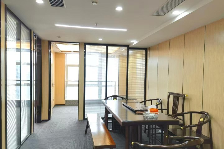 创建大厦 160㎡ 精装 中楼层办公室出租