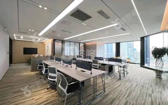 145㎡精装办公室 恒裕前海金融中心·近桂湾站·中层