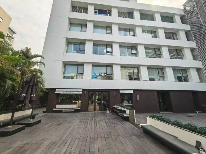 【地铁口商业独栋出租】5000㎡ 5层 通燃气上下水 独立院子 广告位 月租55万