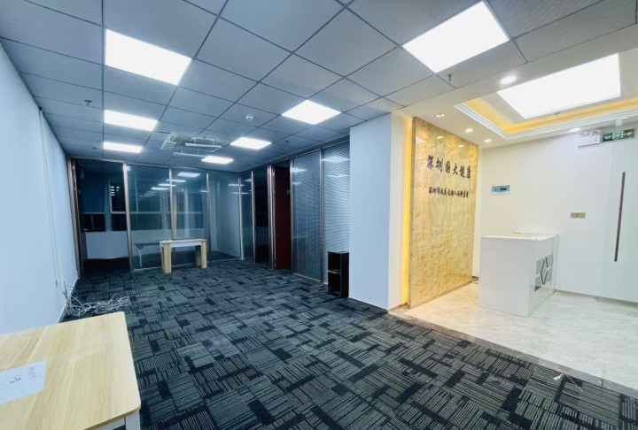 万利工业大厦 168㎡ 精装 中楼层办公室出租