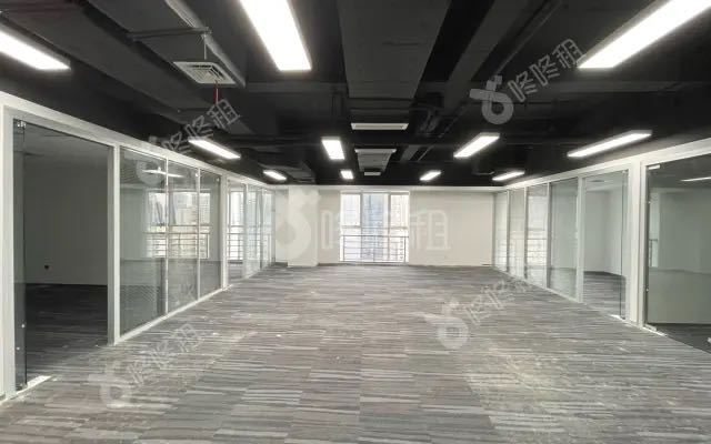 研祥科技大厦写字楼254㎡精装户型·中层东向出租