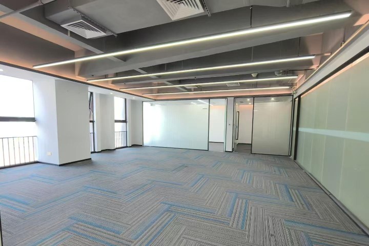 宝能桦穗数创云城 380㎡ 精装 中楼层办公室出租
