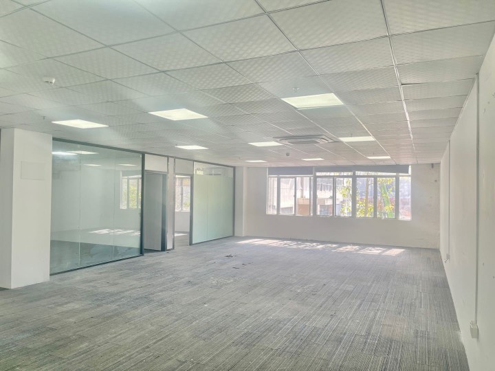 长园新材料港 226㎡ 精装 低层办公室出租