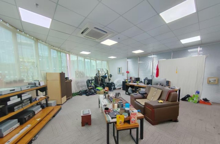 腾飞工业大厦 220㎡ 精装 中楼层办公室出租