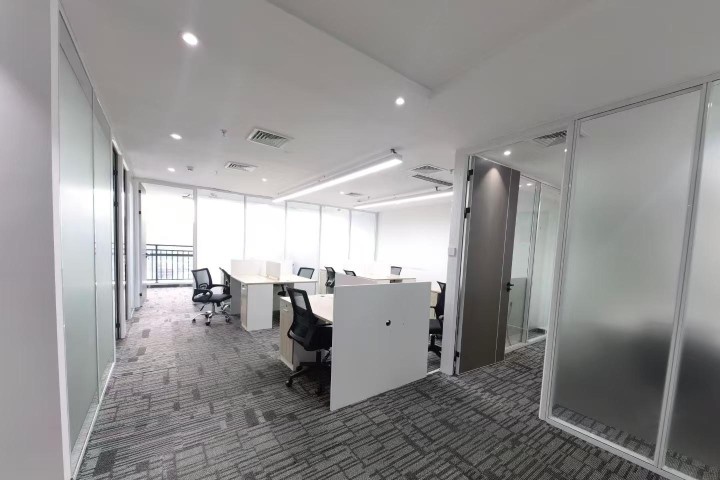航盛科技大厦 128㎡ 精装 中楼层办公室出租