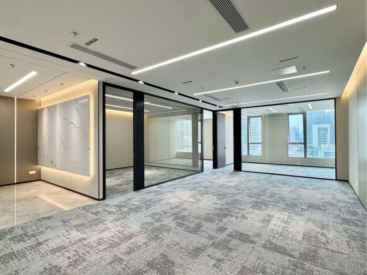 南山区科技园 远望谷大厦155㎡精装办公间低层出租