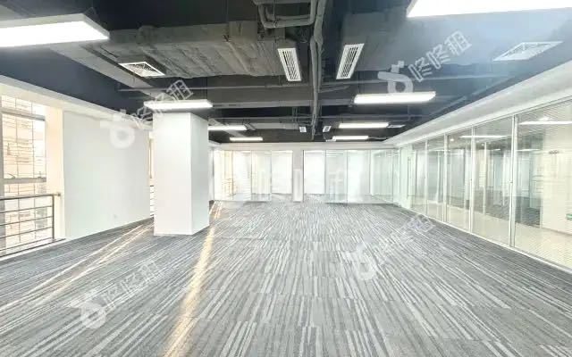 研祥科技大厦写字楼237㎡精装户型·高层东向出租