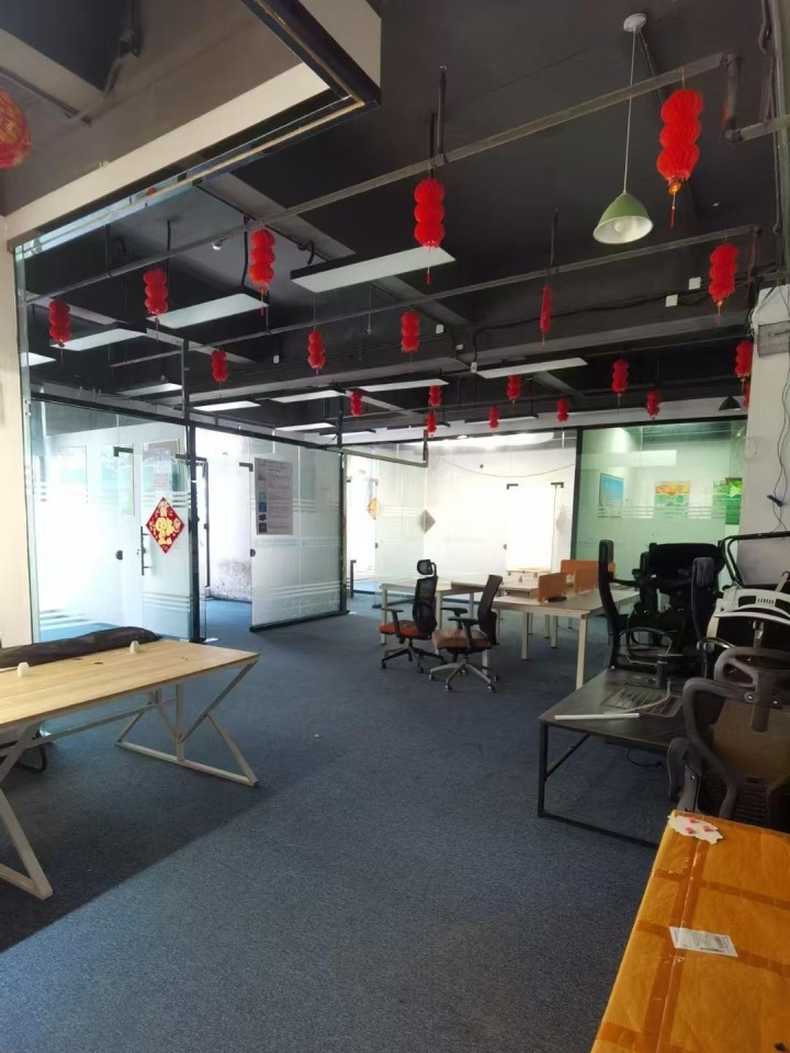 一方天地互联网产业园 370㎡ 精装 中楼层办公室出租