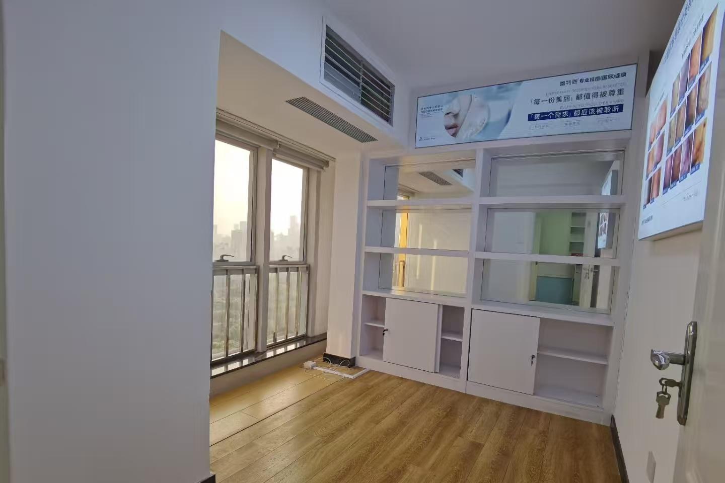 沙河世纪假日广场-瑞思中心 131.94㎡ 精装 高楼层办公室出租