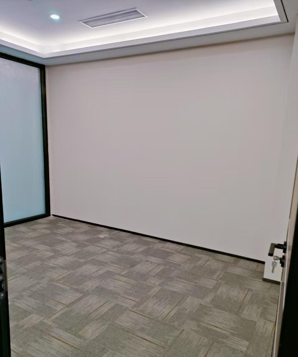 东久创新科技园 355.2㎡ 精装 中楼层办公室出租