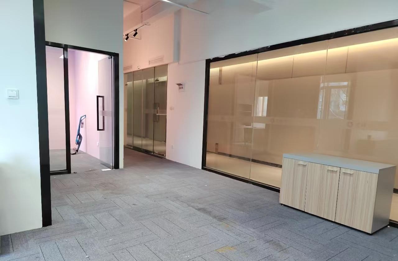 八卦岭工业区 150㎡ 精装 中楼层办公室出租