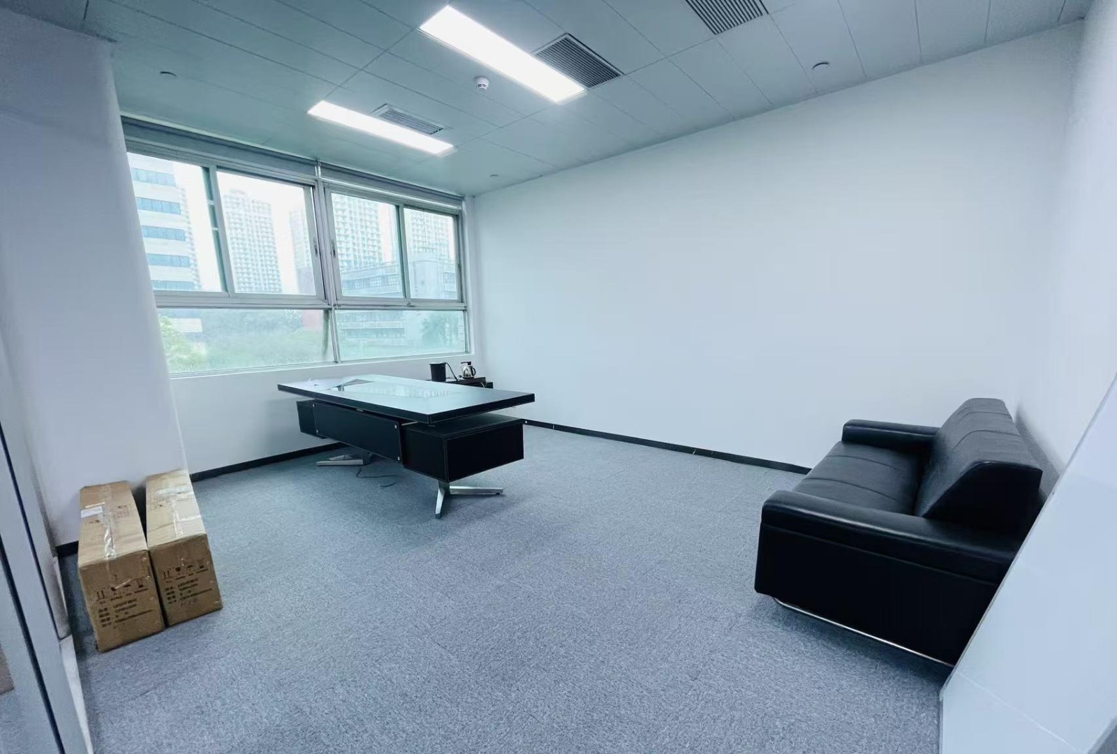 万利科技园 395㎡ 精装 低楼层办公室出租