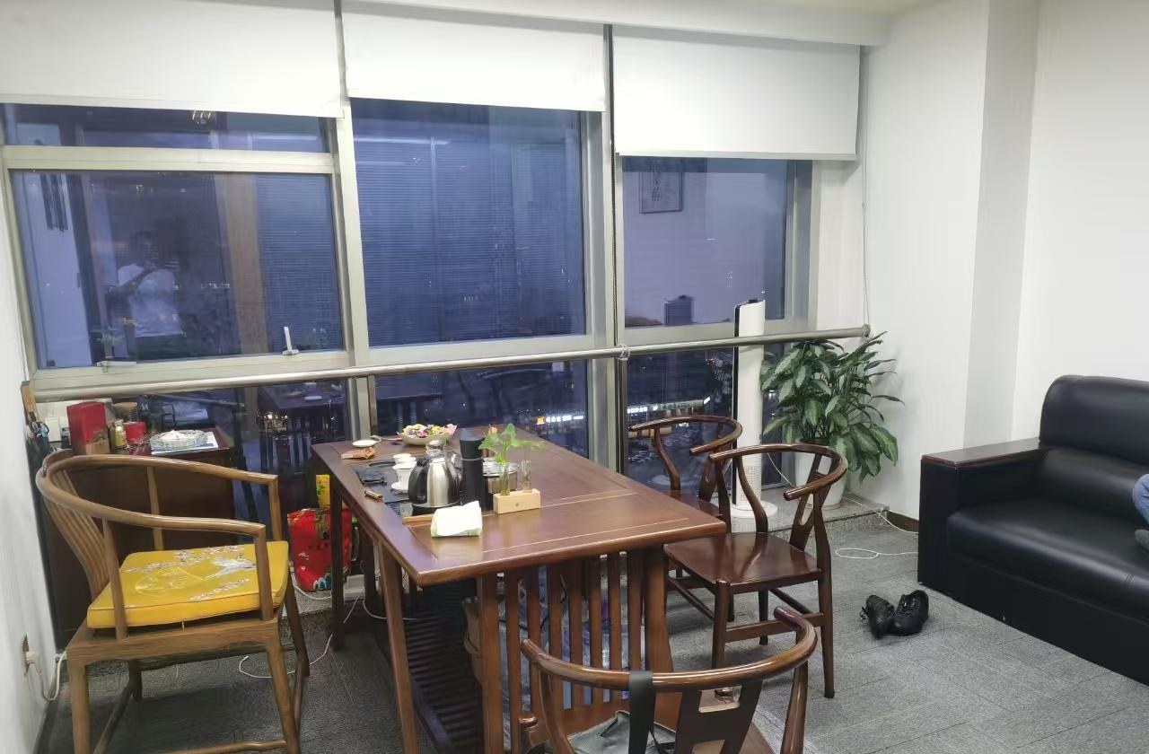 本元大厦 228㎡ 精装 中楼层办公室出租