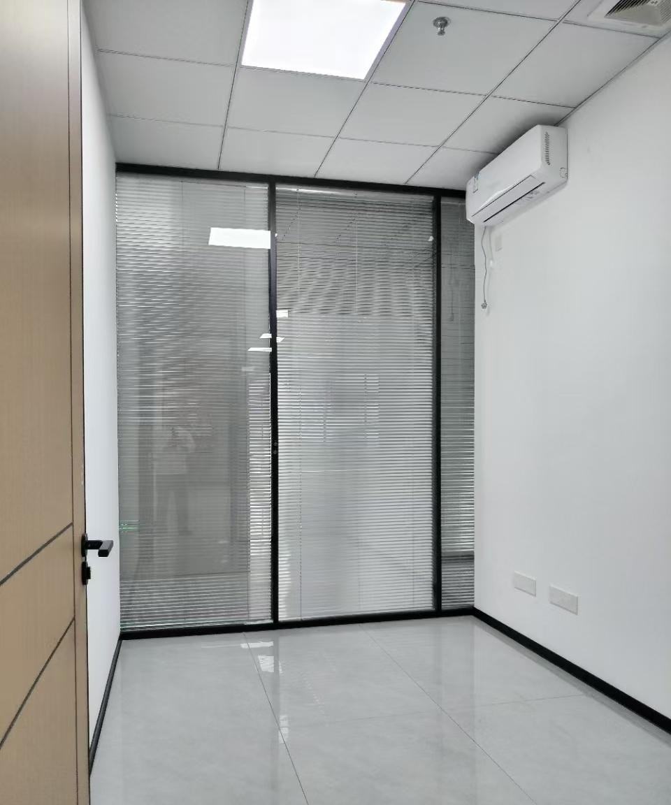 兴华工业大厦 178㎡ 精装 低楼层办公室出租