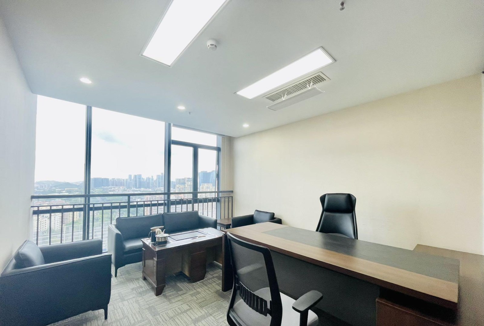 比克科技大厦 588㎡ 精装 中楼层办公室出租