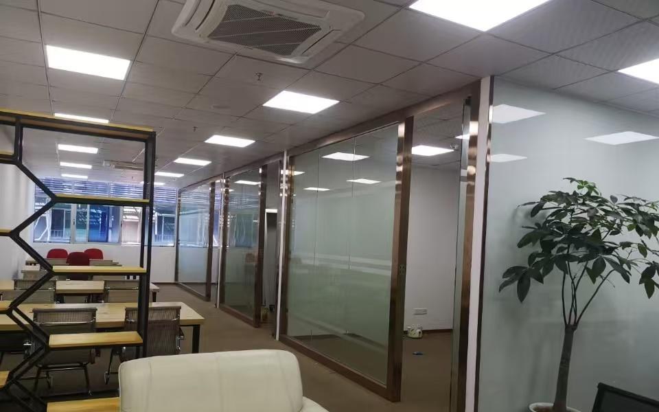 腾飞工业大厦 300㎡ 精装 中楼层办公室出租
