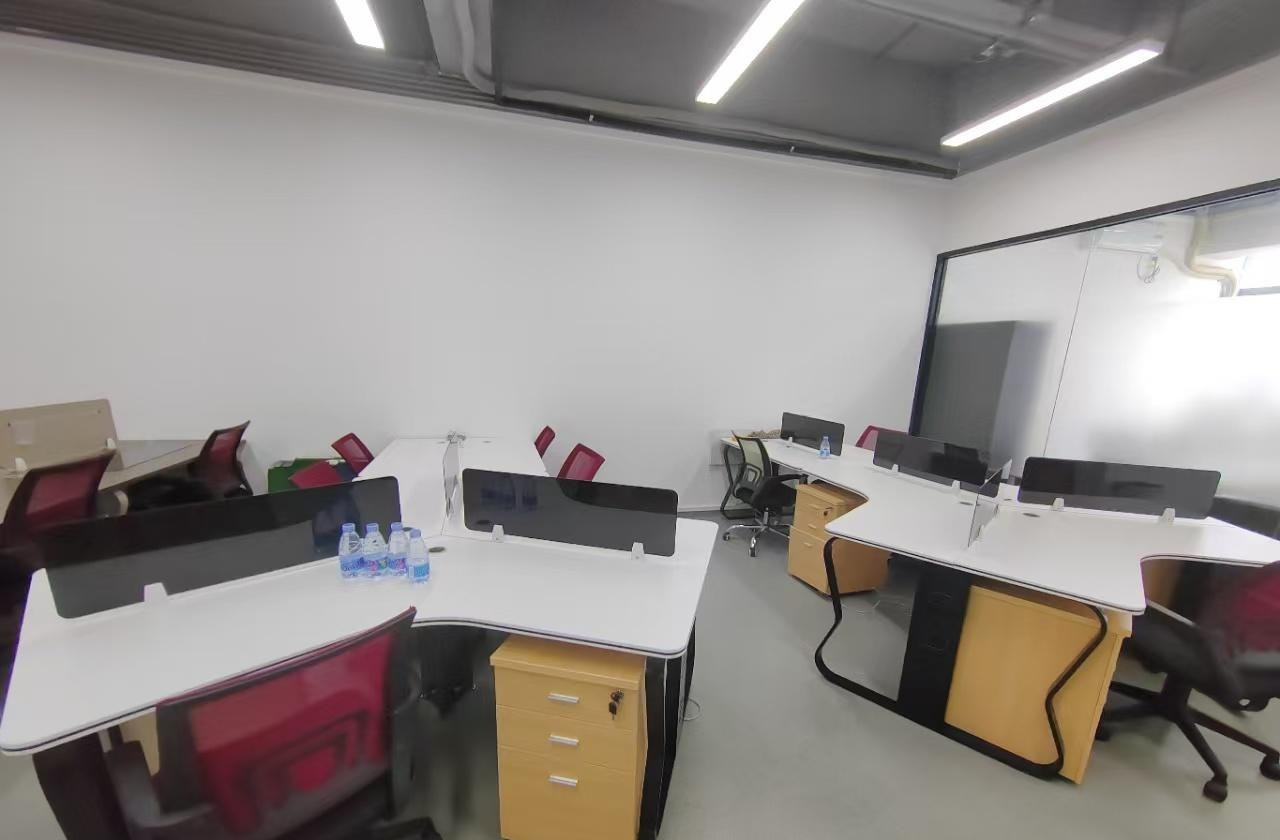 腾飞工业大厦 172㎡ 精装 低楼层办公室出租