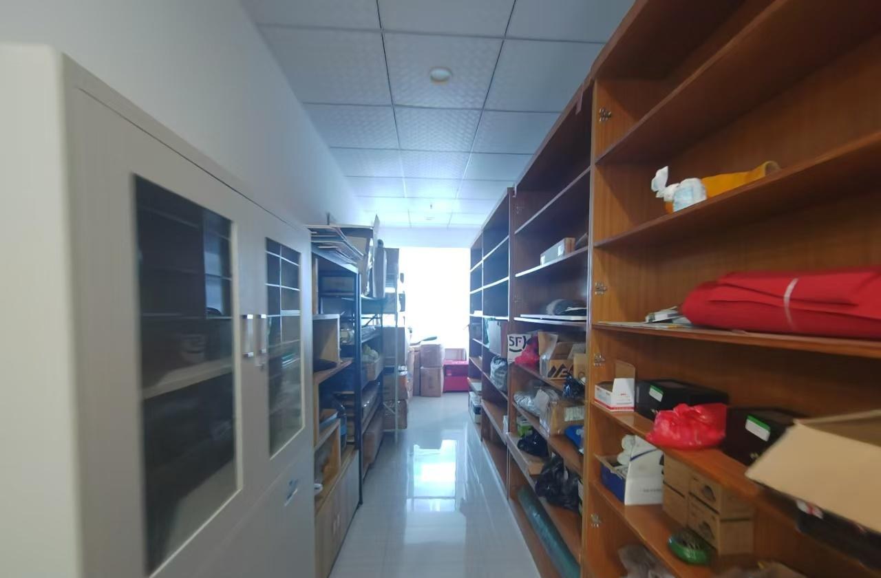 腾飞工业大厦 310㎡ 精装 低楼层办公室出租