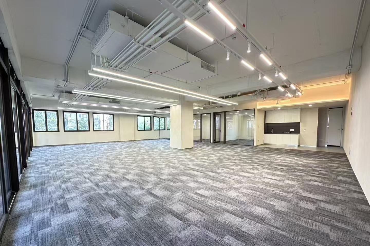 泰华·梧桐聚落花园 370㎡ 精装 低楼层办公室出租