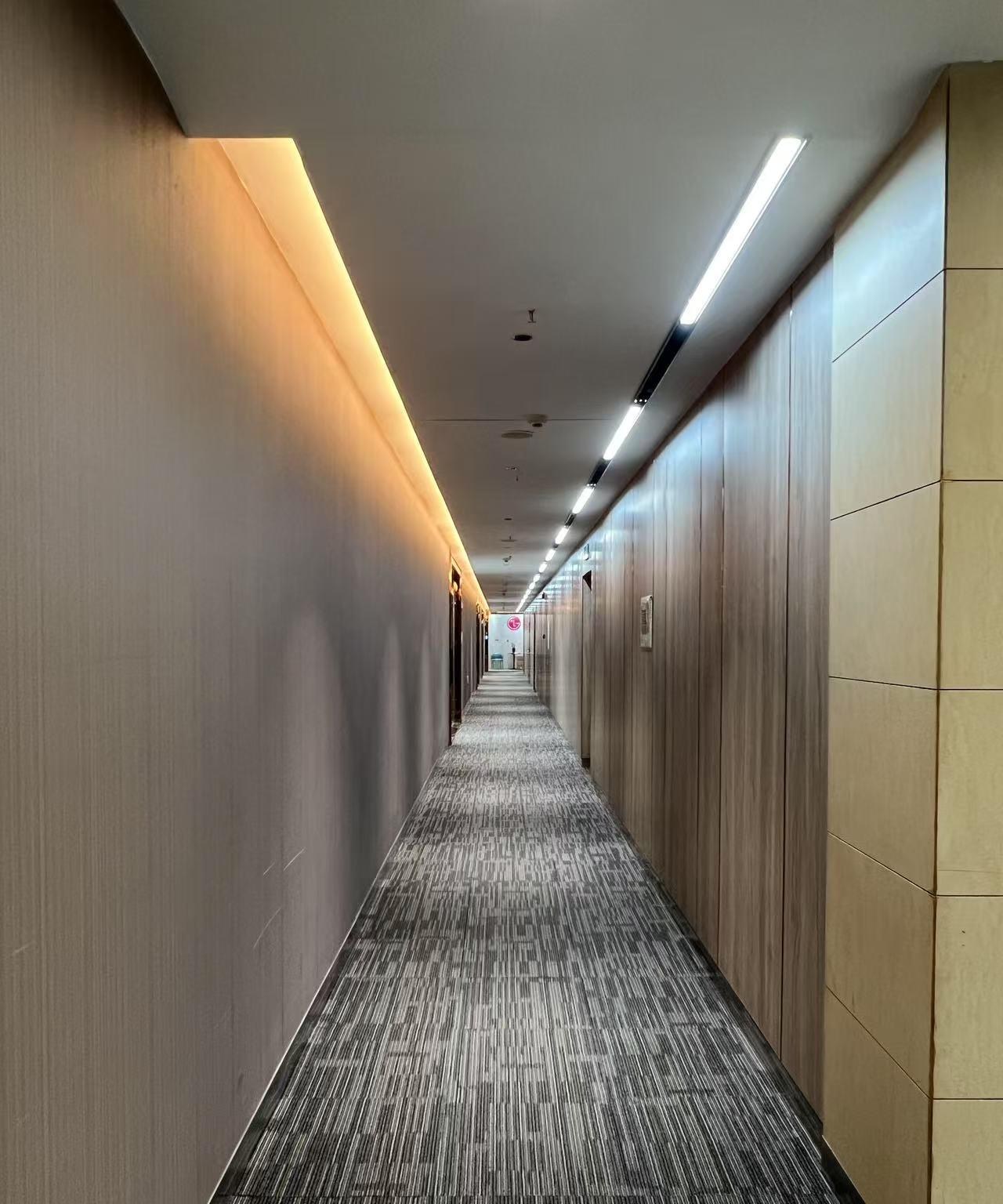 世纪汇广场(深南中路店) 263㎡ 精装 高楼层办公室出租