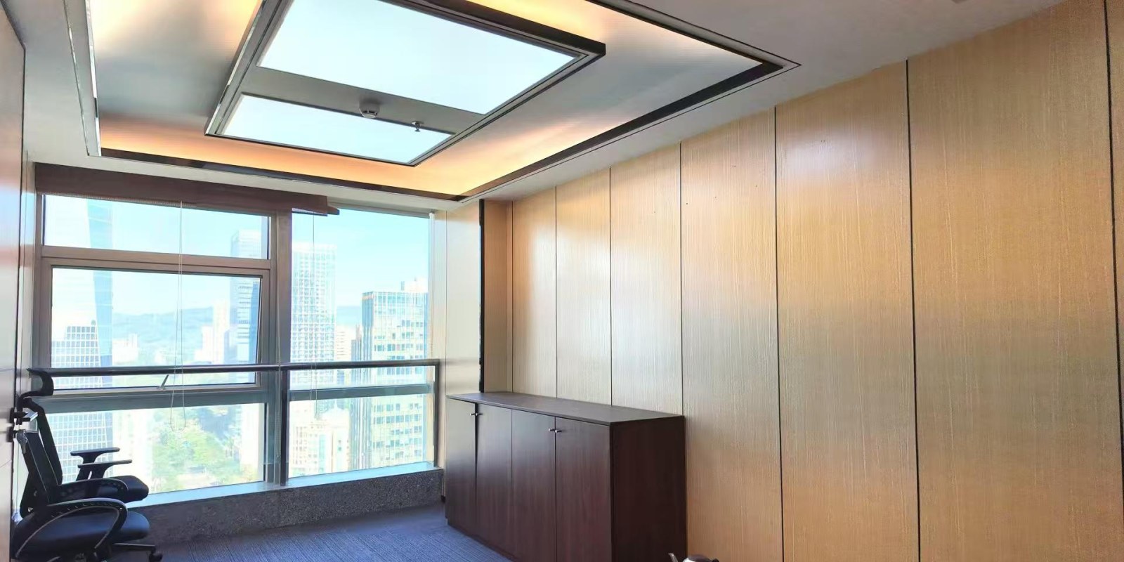 创建大厦 188㎡ 精装 低楼层办公室出租