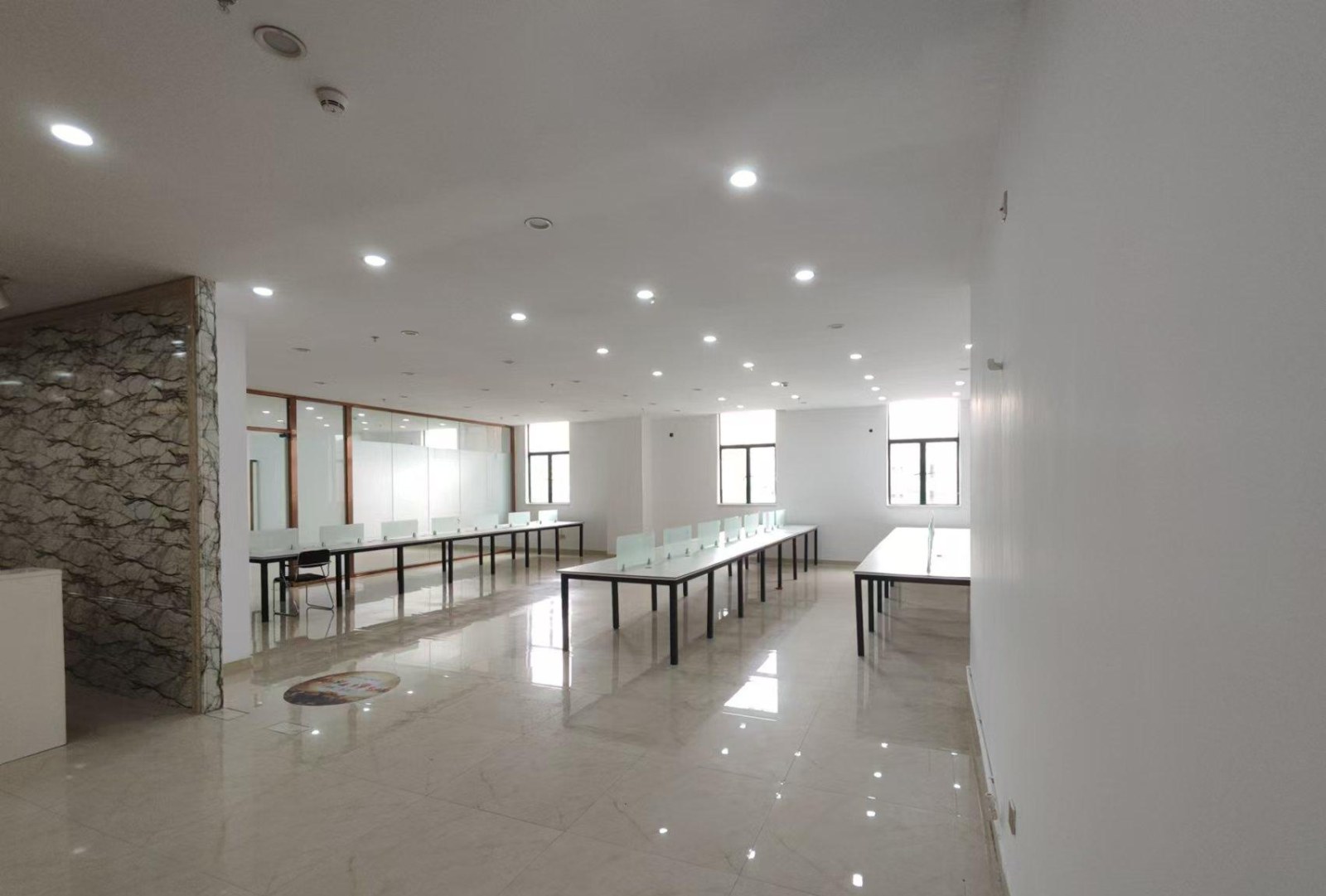 卓越时代大厦 378㎡ 精装 低楼层办公室出租