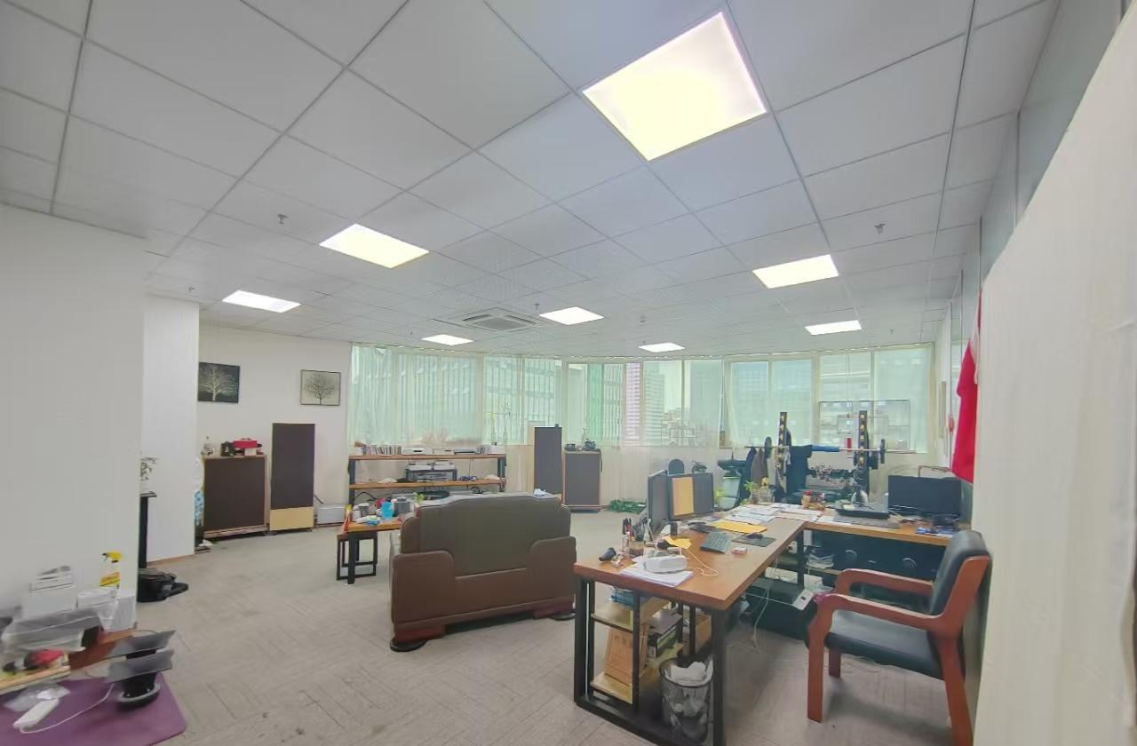 腾飞工业大厦 220㎡ 精装 中楼层办公室出租