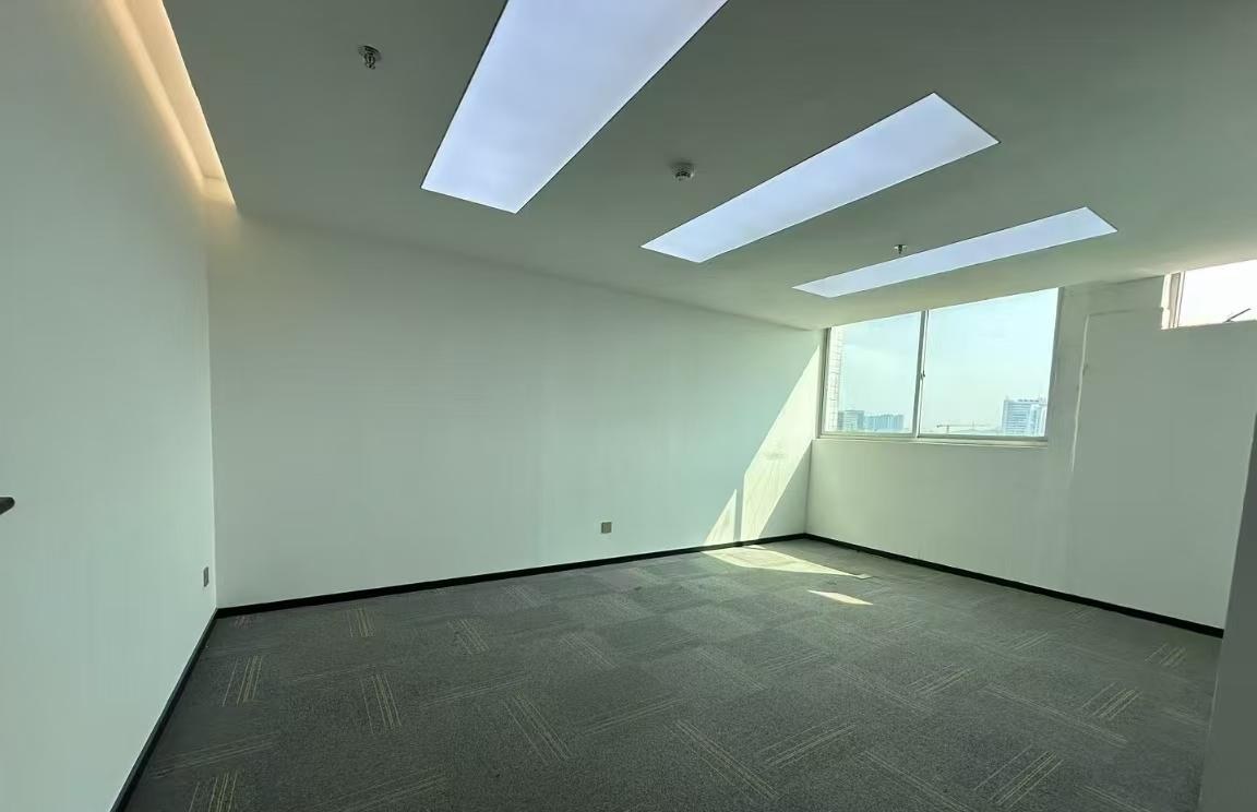 恒博利荣丰产业园 200㎡ 精装 中楼层办公室出租