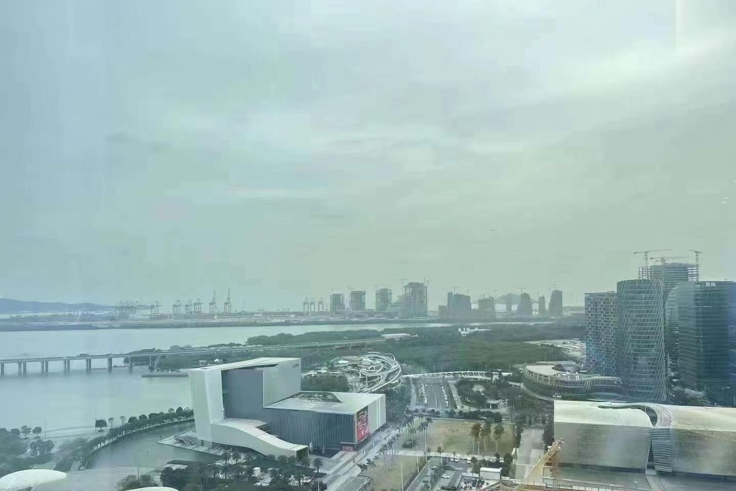 前海卓越宝中时代广场 380㎡ 精装 高楼层办公室出租