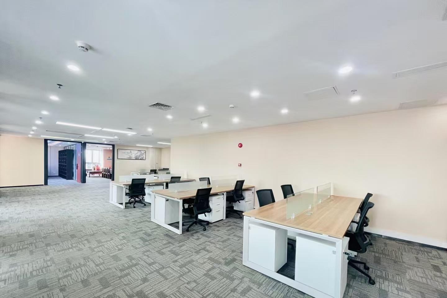 比克科技大厦 830㎡ 精装 高楼层办公室出租