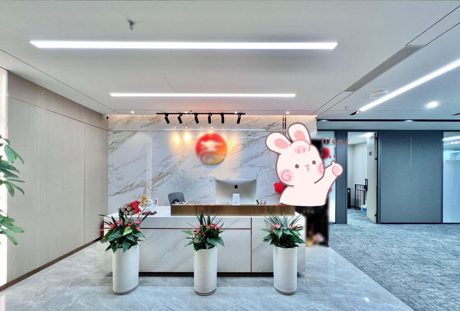 华润置地大厦-E座 688㎡ 精装 中楼层办公室出租
