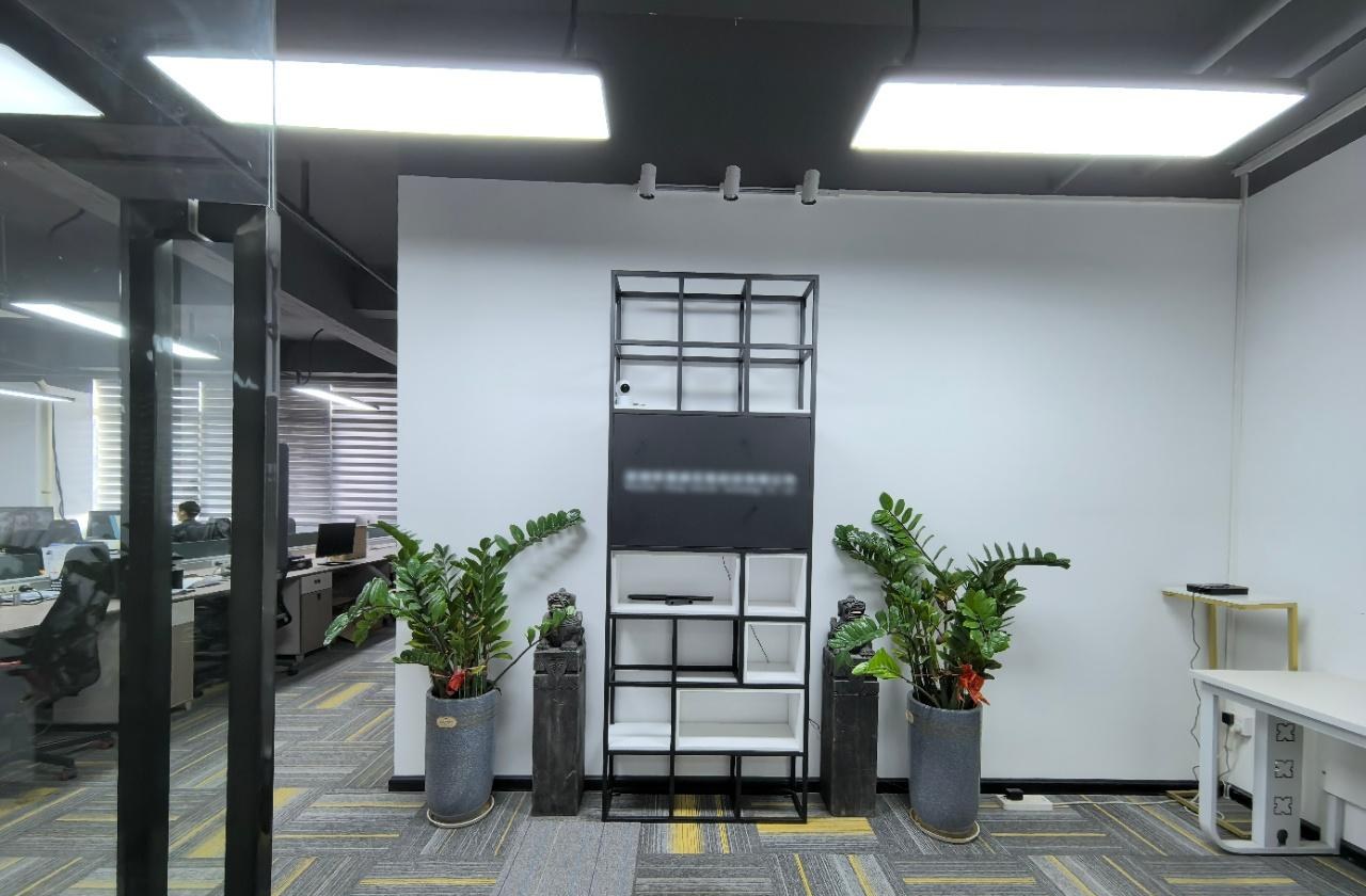 麻雀岭工业区-8号楼 295㎡ 精装 高楼层办公室出租