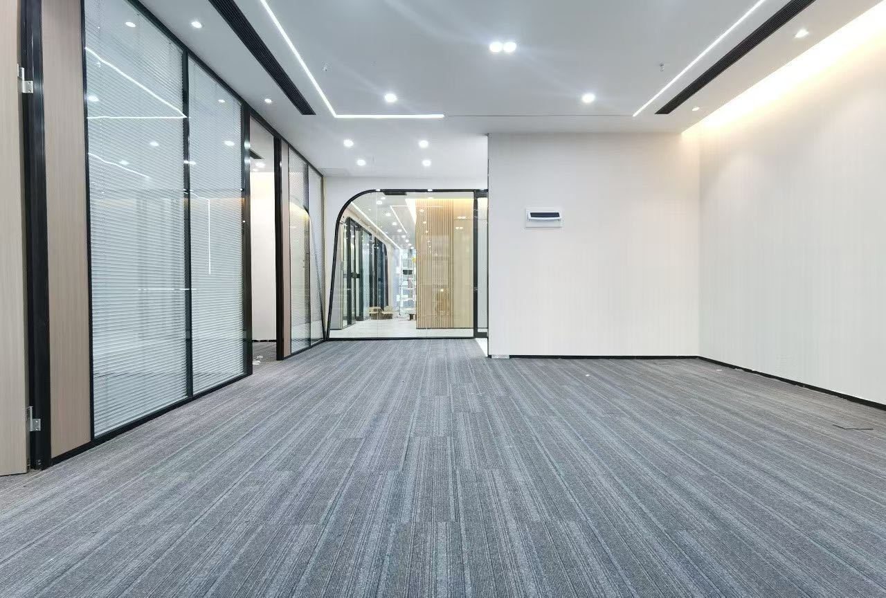 南山区科技园 华中科技大学深圳产学研基地178㎡精装办公间中层出租