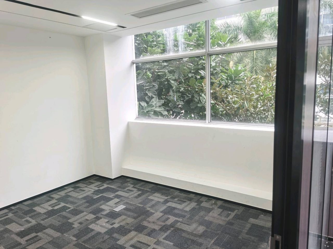 225㎡精装办公室 深圳软件园·近高新中站·中层