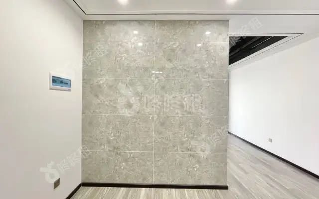 98㎡豪装办公室 振业国际商务中心·近大新站·中层