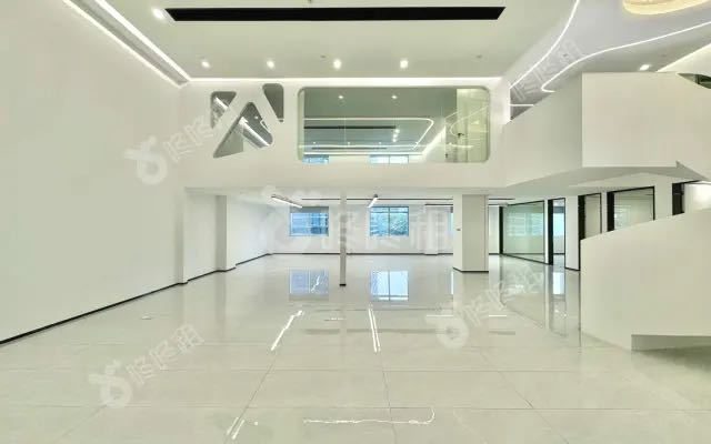 南山区科技园 中科纳能大厦365㎡精装办公间中层出租