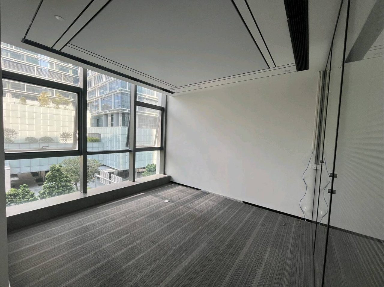 南山区科技园 西北工业大学(深圳三航科技大厦)103㎡精装办公间低层出租