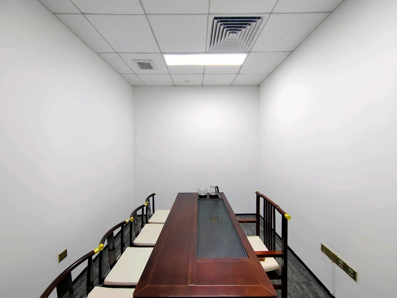 南山区科技园 科兴科学园264.73㎡精装办公间中层出租