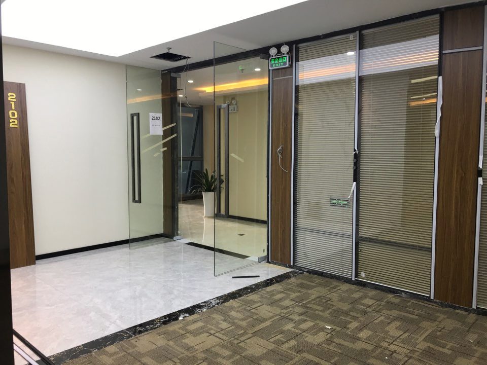 398㎡精装办公室 西海明珠大厦·近桃园站·高层