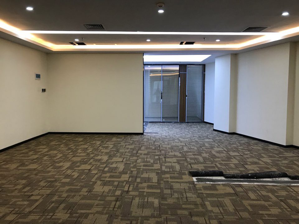 398㎡精装办公室 西海明珠大厦·近桃园站·高层