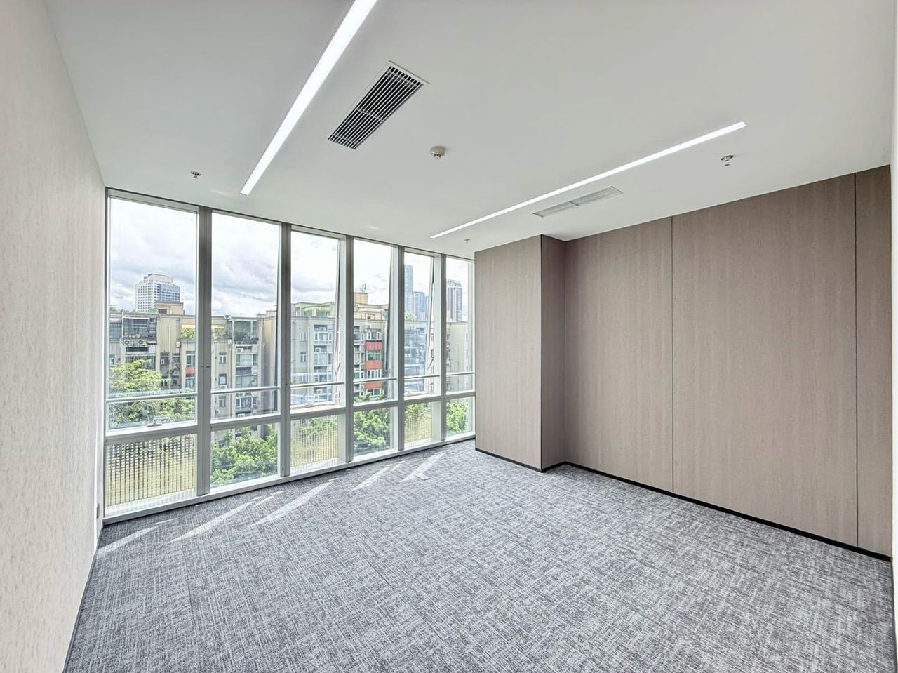 南山区科技园 讯美科技广场193㎡精装办公间低层出租