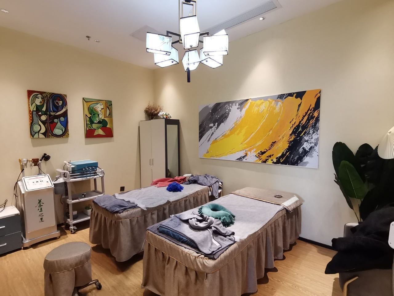 智慧广场写字楼523㎡精装户型·高层东北向出租