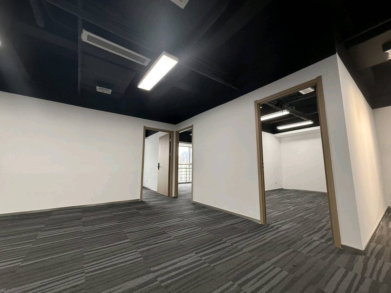 南山区科技园写字楼出租 研祥科技大厦 524㎡精装
