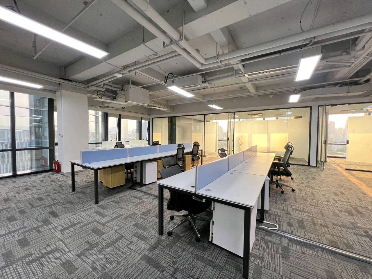 南山区科技园 科兴科学园632㎡精装办公间中层出租