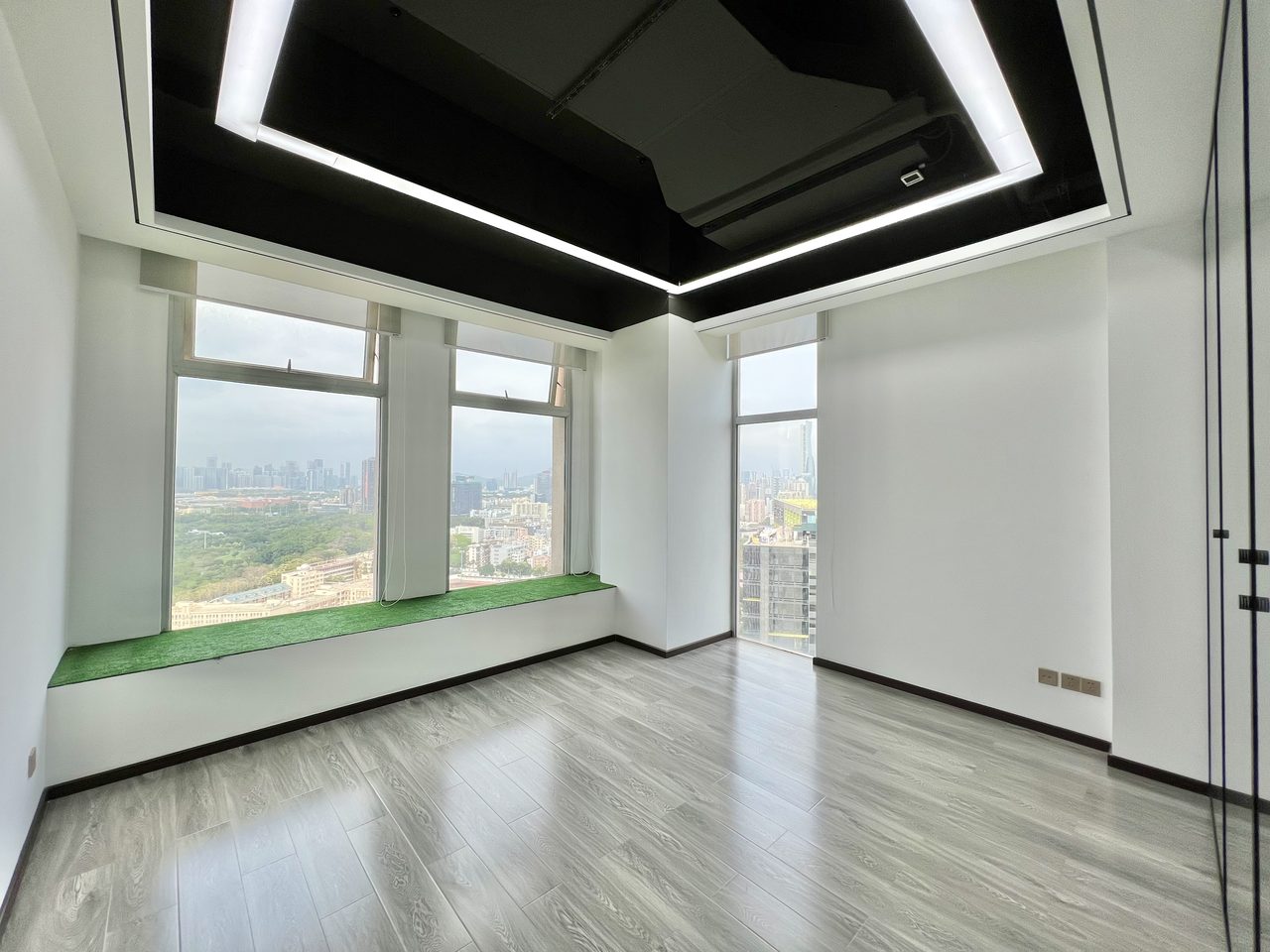 振业国际商务中心252㎡精装办公室出租,高层北向采光好