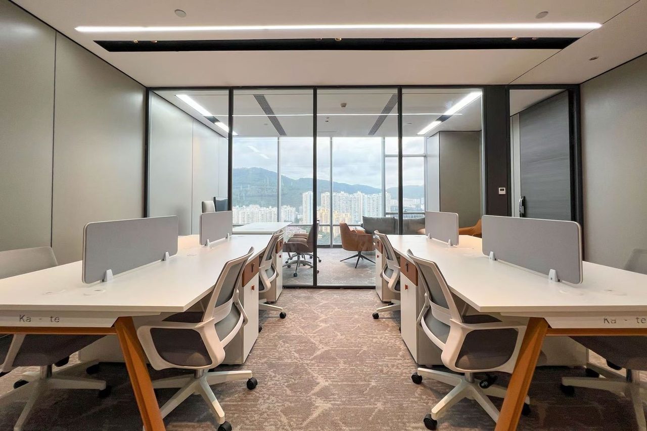智慧广场145㎡豪装办公室出租,高层北向采光好