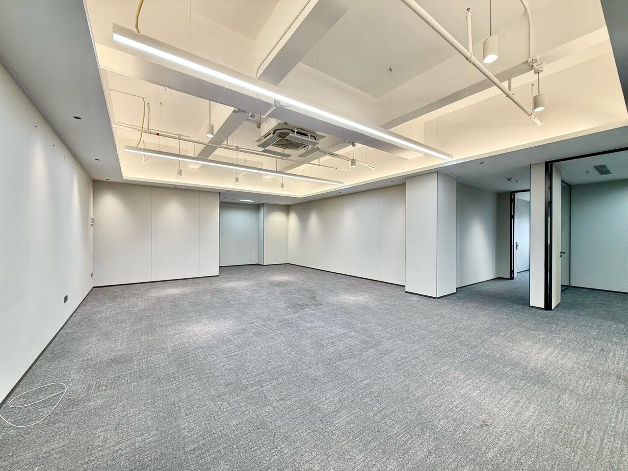 南山区科技园写字楼出租 长园新材料港 209㎡精装