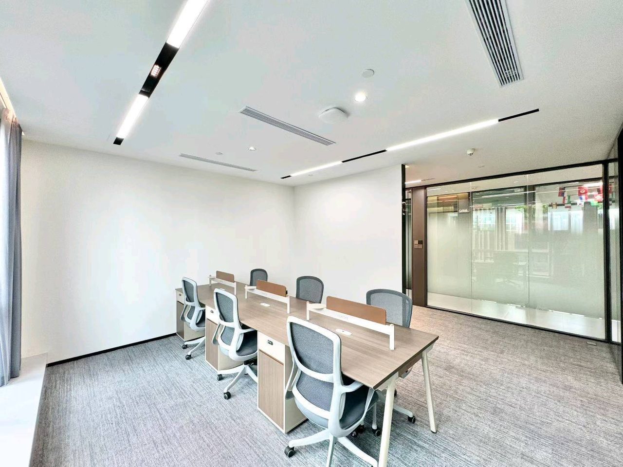 南山区科技园 方大大厦120㎡精装办公间中层出租