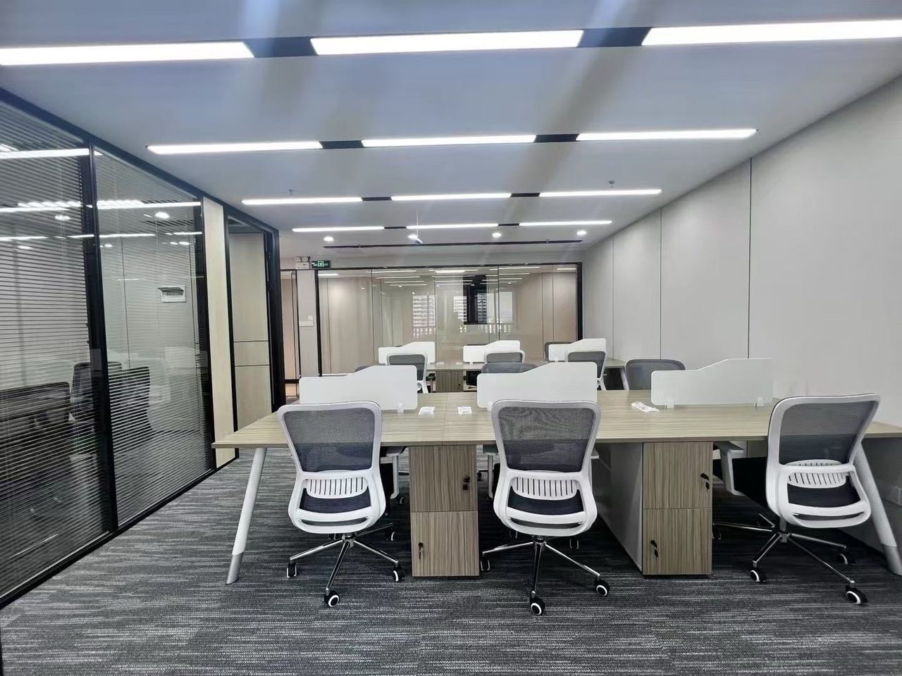 深圳湾科技生态园218㎡精装办公室出租,高层南向采光好
